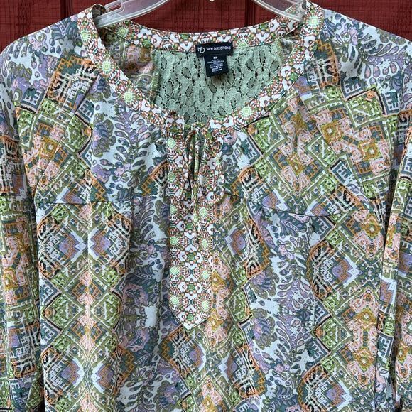 New Directions Women Blouse Top 3/4 Sleeve Tassel Tie Neckline Multicolor Medium - Picture 3 of 5